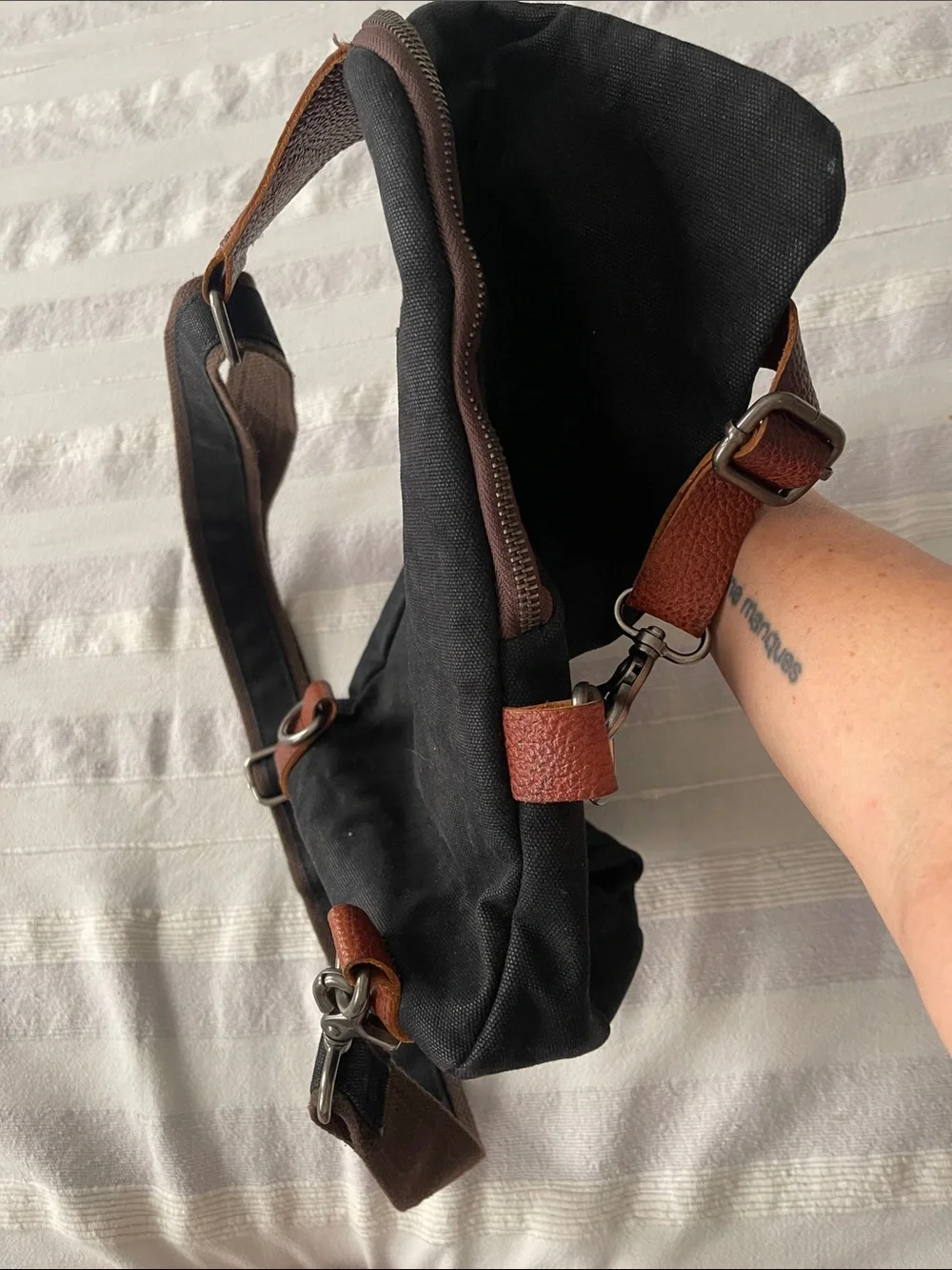 AOTIAN  Unisex Waxed Canvas Sling Backpack